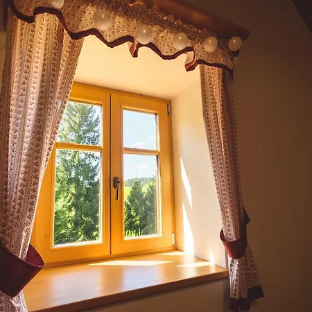 Roubenka Vanedi Tatil Evi