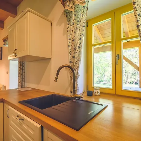 Roubenka Vanedi Prázdninový dům *